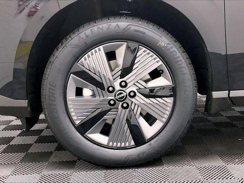 New 2025 Nissan Murano SL image 12