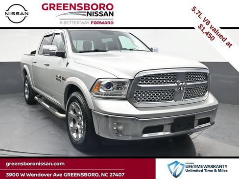 Used 2017 RAM 1500 Laramie AWD/4WD image 1