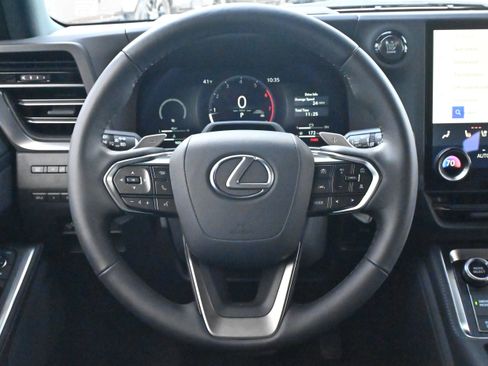 Used 2026 Lexus GX 550 w/ Accessory Package (2T) image 19