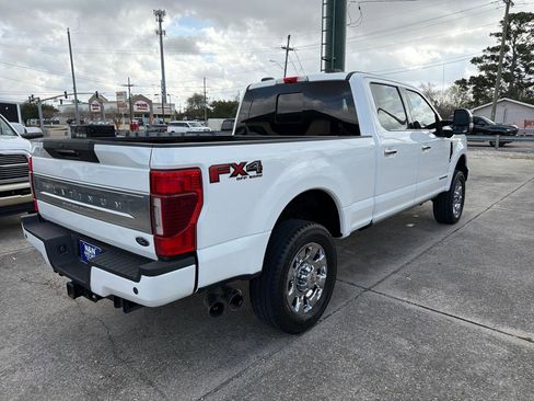 Used 2020 Ford F250 Platinum w/ FX4 Off-Road Package image 8