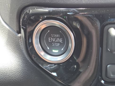 New 2026 GMC Sierra 3500 SLE AWD/4WD image 7