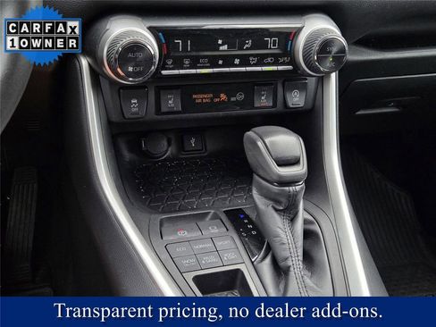 Used 2022 Toyota RAV4 XLE w/ XLE Grade Weather Package AWD/4WD image 28