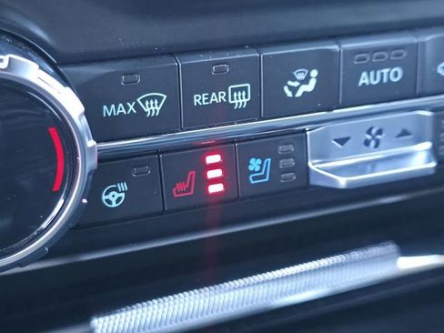 Used 2022 Ford F150 Raptor w/ Equipment Group 801A High image 19