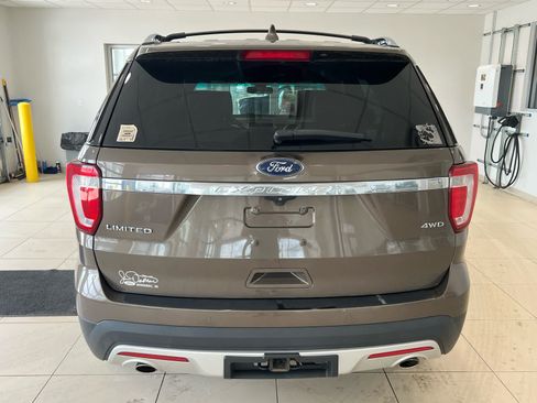 Used 2016 Ford Explorer Limited w/ Equipment Group 301A AWD/4WD image 7