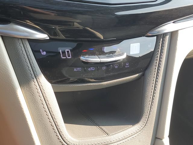 Certified 2020 Cadillac XT6 Premium Luxury FWD image 26