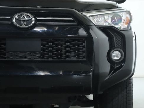 Certified 2024 Toyota 4Runner SR5 Premium w/ Moonroof Package AWD/4WD image 7