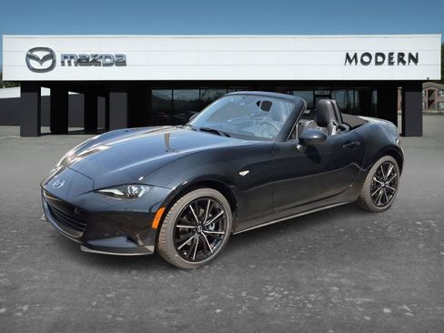 New 2026 MAZDA MX-5 Miata Grand Touring RWD image 1
