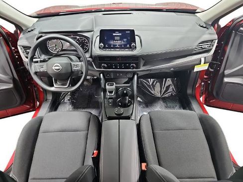 Certified 2025 Nissan Rogue S AWD/4WD image 9