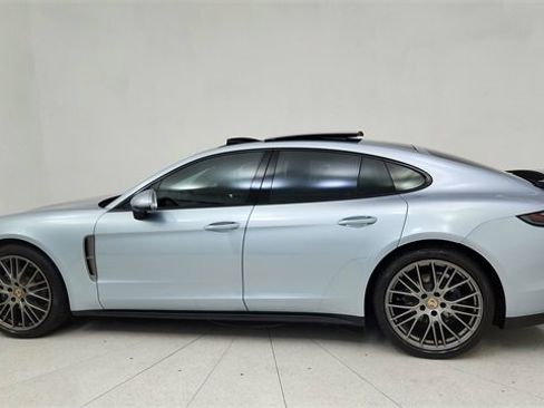 Used 2023 Porsche Panamera Platinum Edition image 4