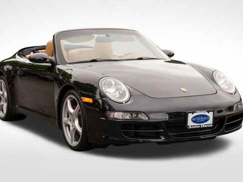 Used 2005 Porsche 911 Carrera RWD image 9