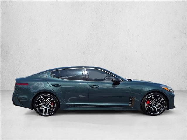 Used 2022 Kia Stinger GT2 RWD image 4