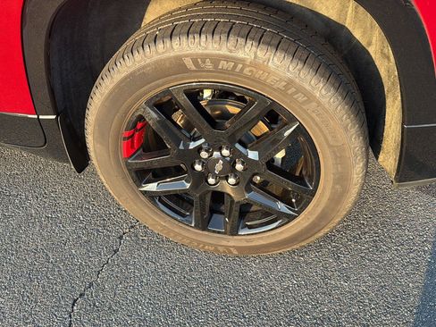Used 2022 Chevrolet Traverse Premier w/ Redline Edition FWD image 41