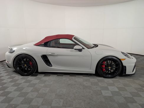 Certified 2023 Porsche 718 Boxster Spyder image 9