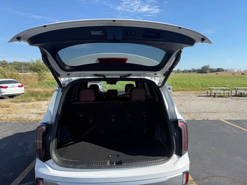 Used 2023 Kia Telluride EX FWD image 26