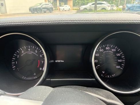 Used 2020 Ford Mustang Coupe RWD image 8