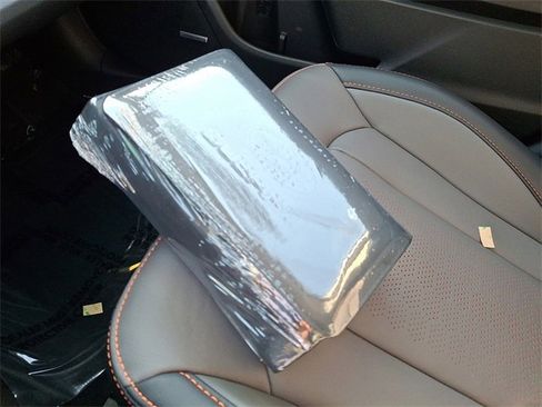 Used 2025 Subaru Crosstrek 2.5i Limited w/ Crosstrek Mirror Package image 27