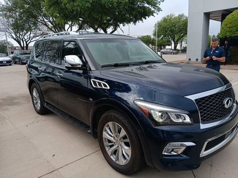 Used 2016 INFINITI QX80 4WD w/ Deluxe Technology Package image 2