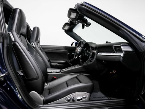 Used 2016 Porsche 911 Targa 4 image 26