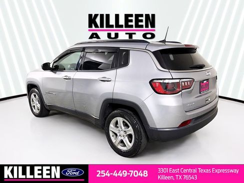 Used 2023 Jeep Compass Latitude AWD/4WD image 6