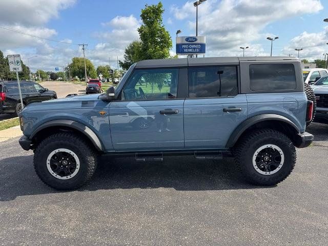 Certified 2024 Ford Bronco Badlands AWD/4WD image 3