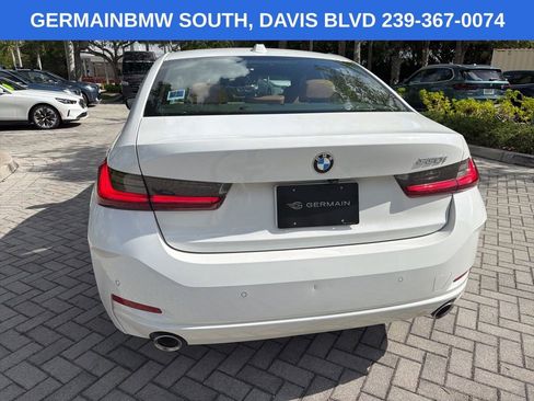 Used 2023 BMW 330i Sedan w/ Premium Package image 7