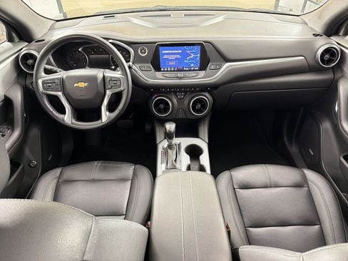Used 2022 Chevrolet Blazer LT w/ Sound & Technology Package FWD image 16