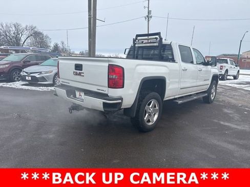 Used 2015 GMC Sierra 2500 Denali image 3