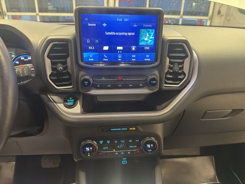 Used 2021 Ford Bronco Sport Outer Banks image 17