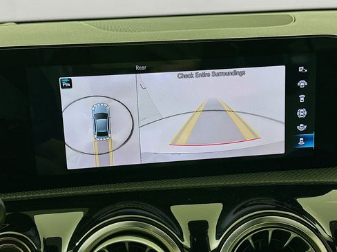 Used 2021 Mercedes-Benz A 35 AMG 4MATIC image 15