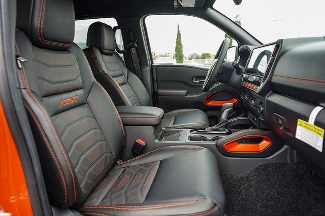New 2025 Nissan Frontier Pro-X w/ Pro Premium Package RWD image 18