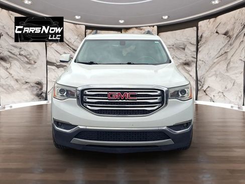 Used 2017 GMC Acadia SLE image 2