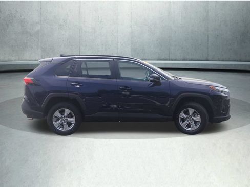 Used 2025 Toyota RAV4 XLE AWD/4WD image 14