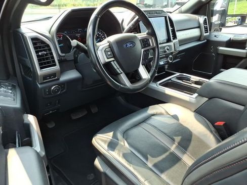 Used 2022 Ford F250 Platinum AWD/4WD image 16