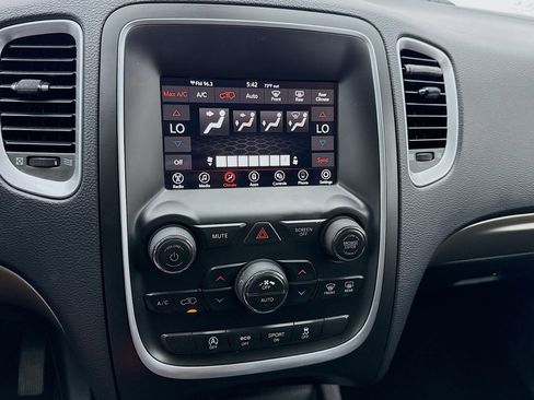 Used 2020 Dodge Durango SXT w/ 3rd Row Seating Group RWD image 12