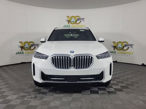 New 2026 BMW X5 xDrive40i image 2