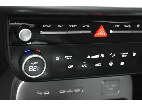 New 2026 Hyundai Ioniq 9 SE image 25