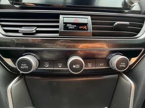 Used 2019 Honda Accord Sport image 25