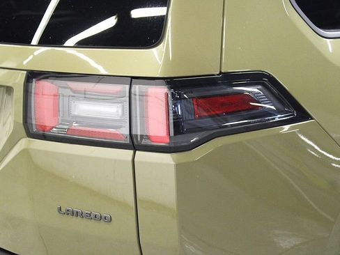 New 2026 Jeep Cherokee Laredo AWD/4WD image 38