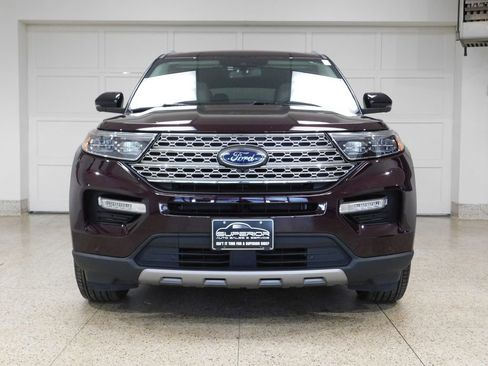 Used 2023 Ford Explorer Limited w/ Class IV Trailer Tow Package AWD/4WD image 4