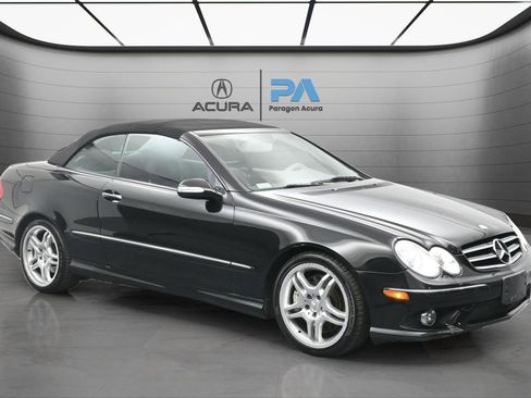 Used 2008 Mercedes-Benz CLK 550 Cabriolet image 30