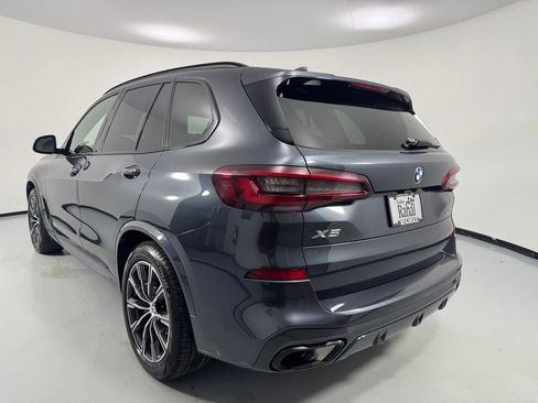 Used 2022 BMW X5 xDrive40i w/ M Sport Package AWD/4WD image 5