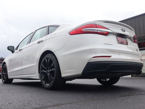 Used 2019 Ford Fusion SE w/ Equipment Group 151A FWD image 21