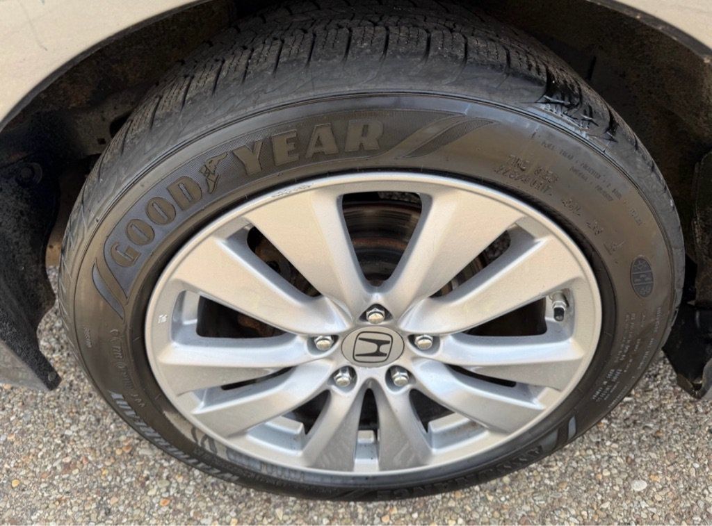Used 2012 Honda Accord EX image 15