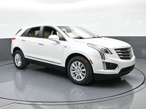 Used 2019 Cadillac XT5 FWD image 8