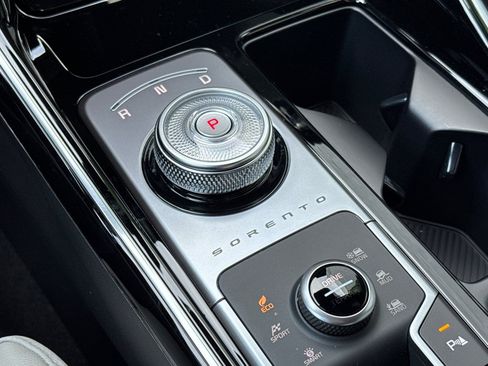 New 2026 Kia Sorento SX Prestige AWD/4WD image 23