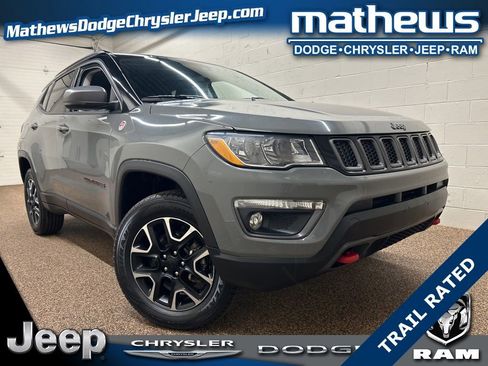 Used 2021 Jeep Compass Trailhawk w/ Convenience Group image 1