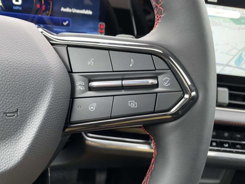 New 2026 Chevrolet Equinox RS w/ Convenience Package III AWD/4WD image 17