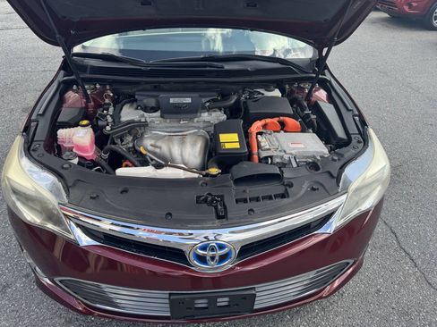 Used 2013 Toyota Avalon XLE Touring FWD image 35
