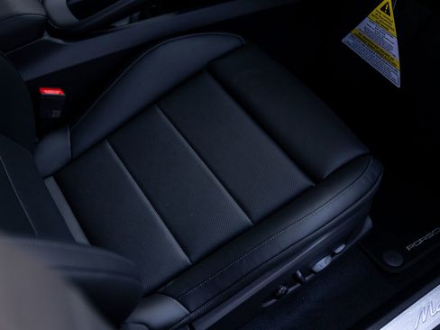 New 2026 Porsche Macan 4 Electric AWD/4WD image 35