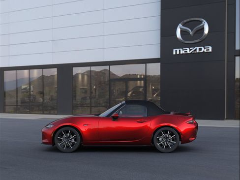 New 2026 MAZDA MX-5 Miata Grand Touring RWD image 3
